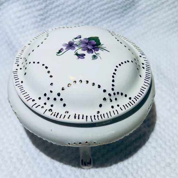 VTG Signed CRSP 1975 Trinket 3 leg Dish Box 4.5x4.5x3 in Floral‎ designed - Picture 1 of 10